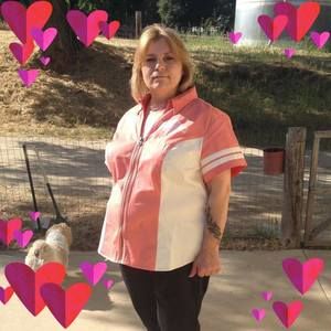 Meet your Posher, Tina